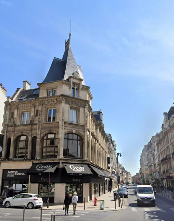 Апартаменты Lux Cathedrale Реймс Экстерьер фото